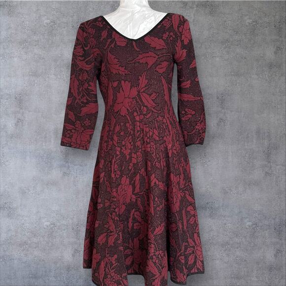 Peruvian Connection Metallic Wine Black floral dress Sz Medium Fit Flare V Neck - Picture 2 of 14